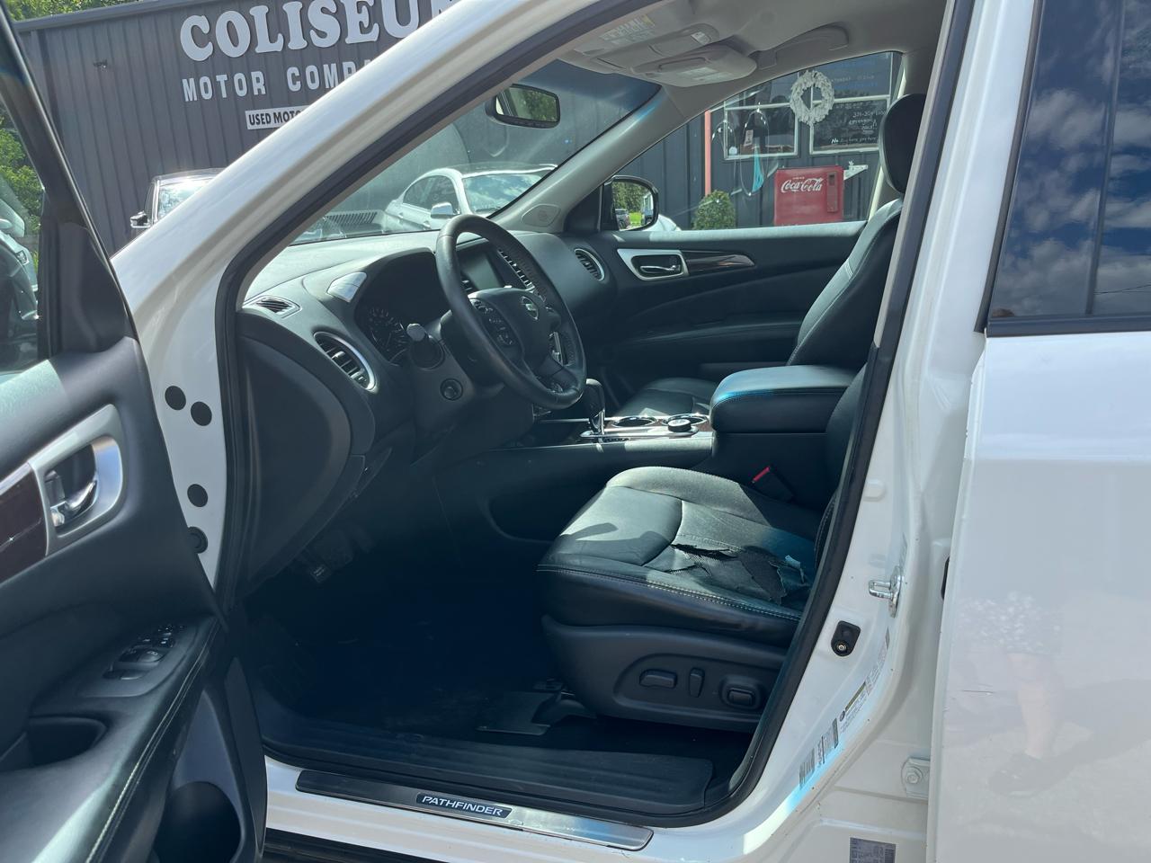 Nissan Pathfinder 4WD 4dr Platinum 2013