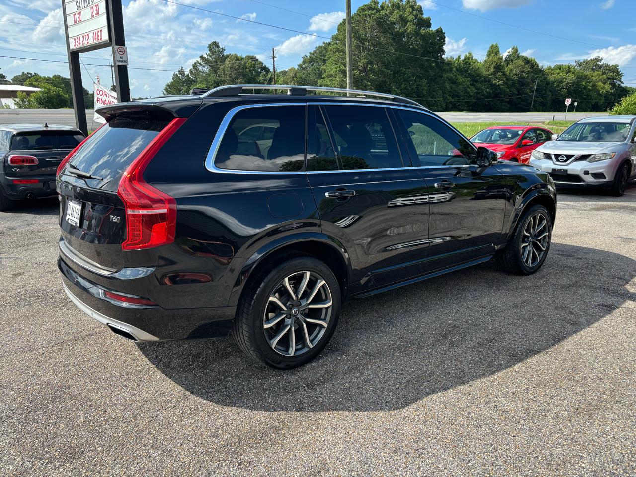 Volvo XC90 T6 AWD 7-Passenger Momentum 2017