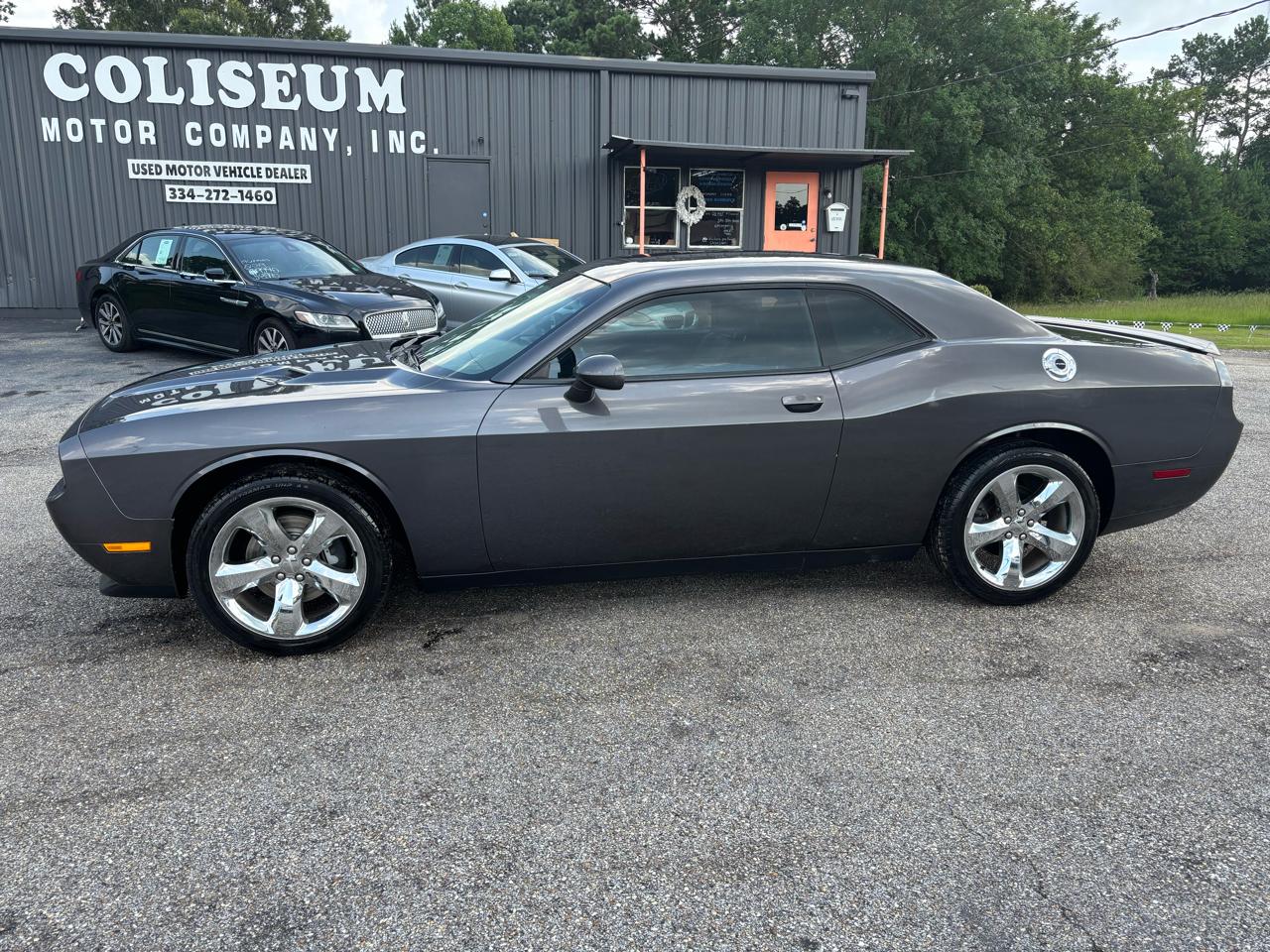 Dodge Challenger 2dr Cpe SXT Plus 2014
