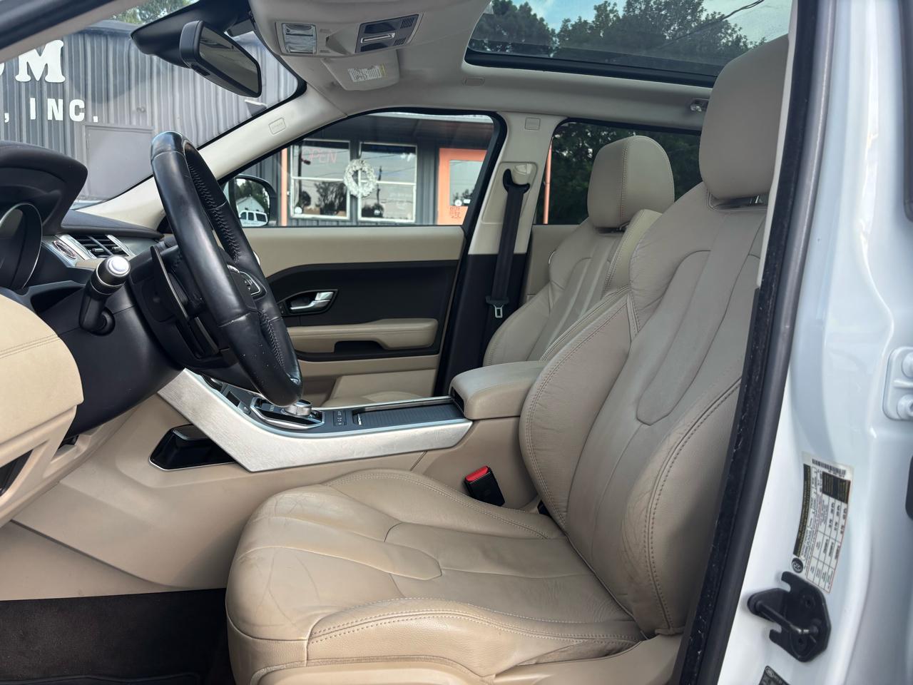 Land Rover Range Rover Evoque 5dr HB Pure Plus 2013