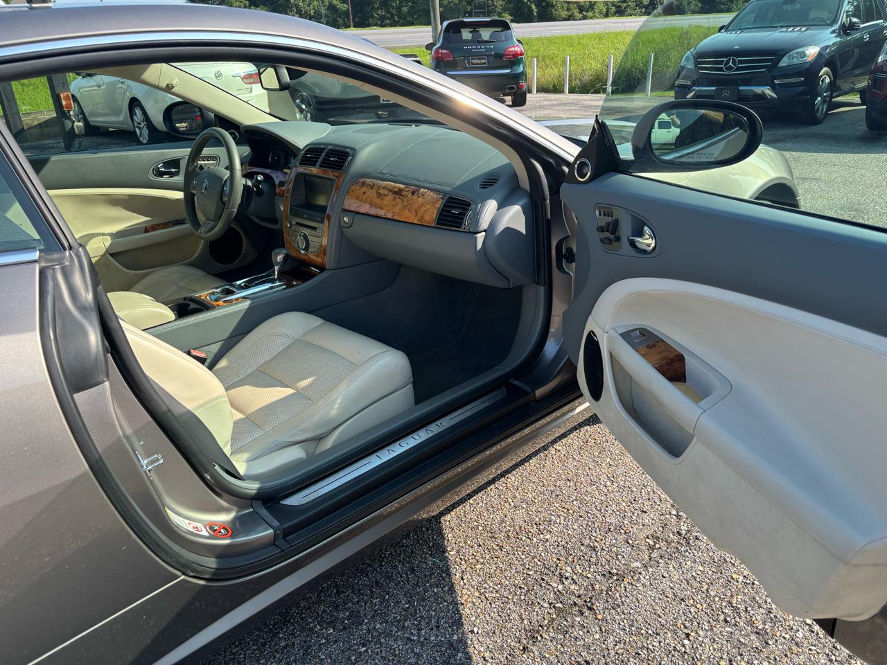 Jaguar XK Series 2dr Cpe 2009