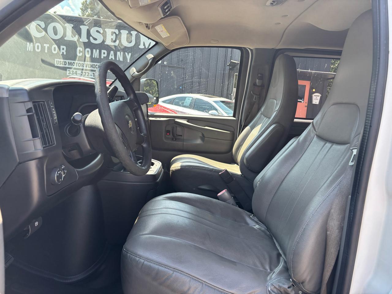 Chevrolet Express Passenger RWD 3500 155" 1LT 2012