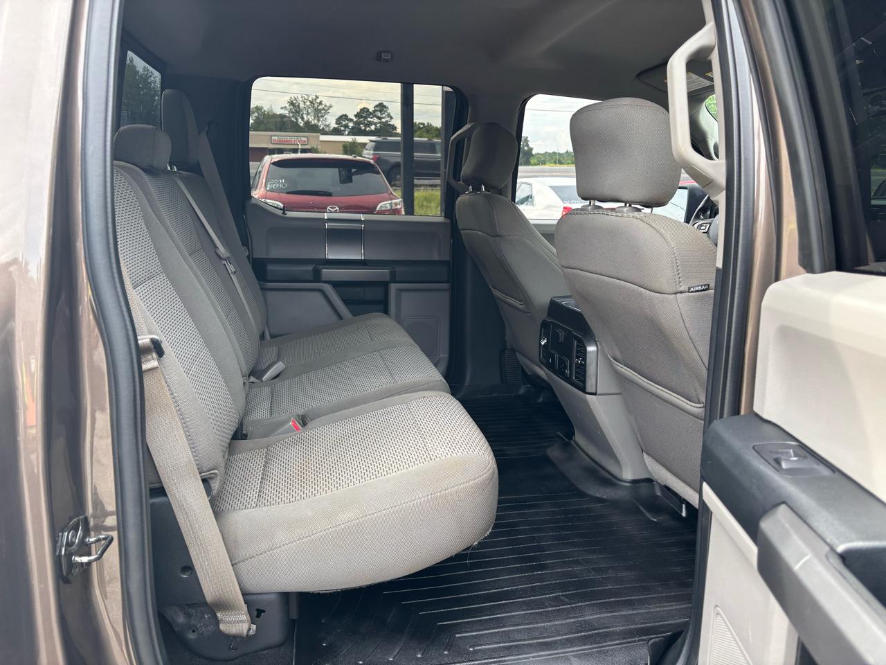 Ford F-150 Platinum 4WD SuperCrew 5.5' Box 2017
