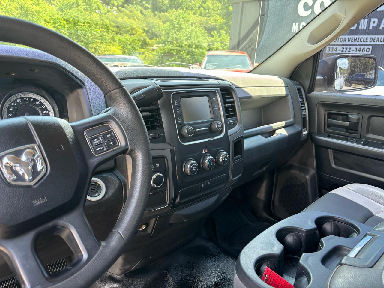 RAM 1500 4WD Quad Cab 140.5" Tradesman 2013