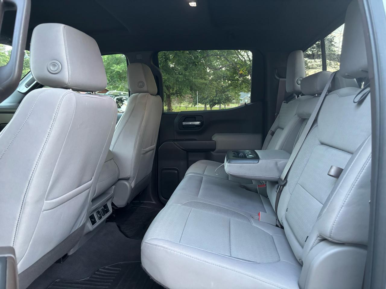 Chevrolet Silverado 1500 2WD Crew Cab 147" LT 2020