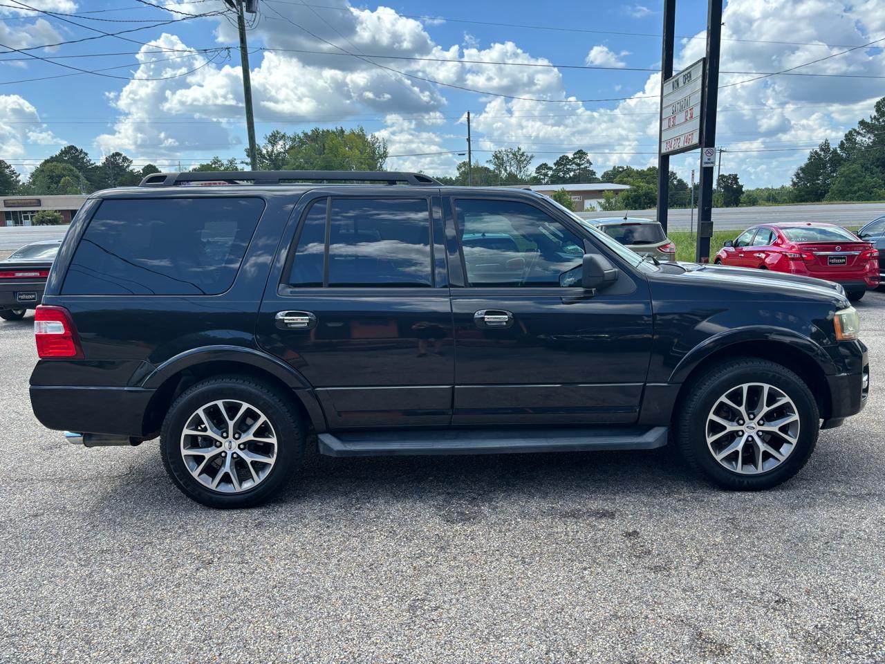 Ford Expedition 2WD 4dr King Ranch 2015