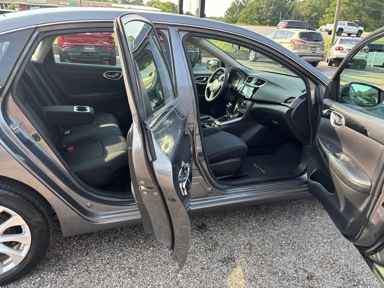 Nissan Sentra SV CVT *Ltd Avail* 2019