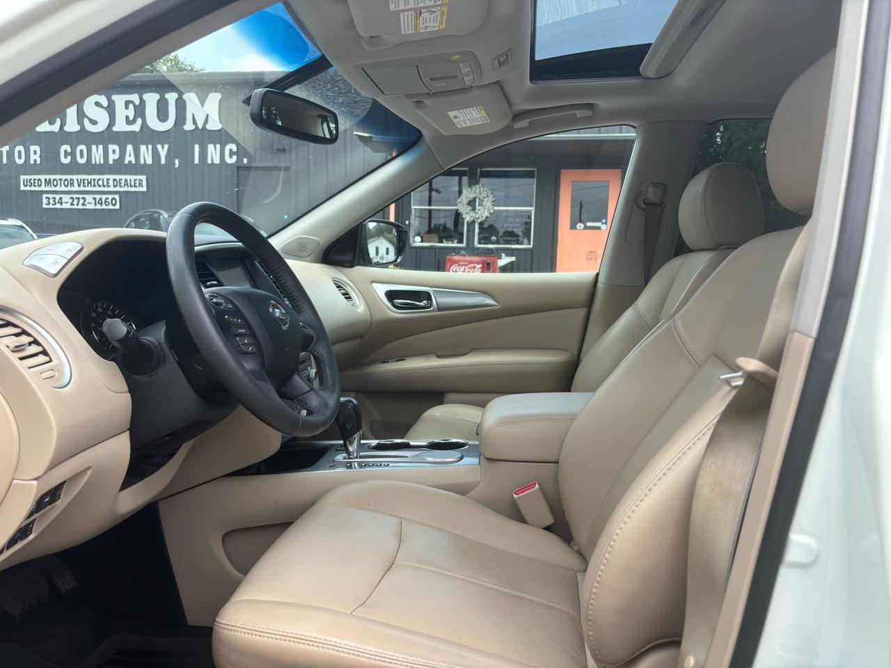 Nissan Pathfinder FWD SL 2017