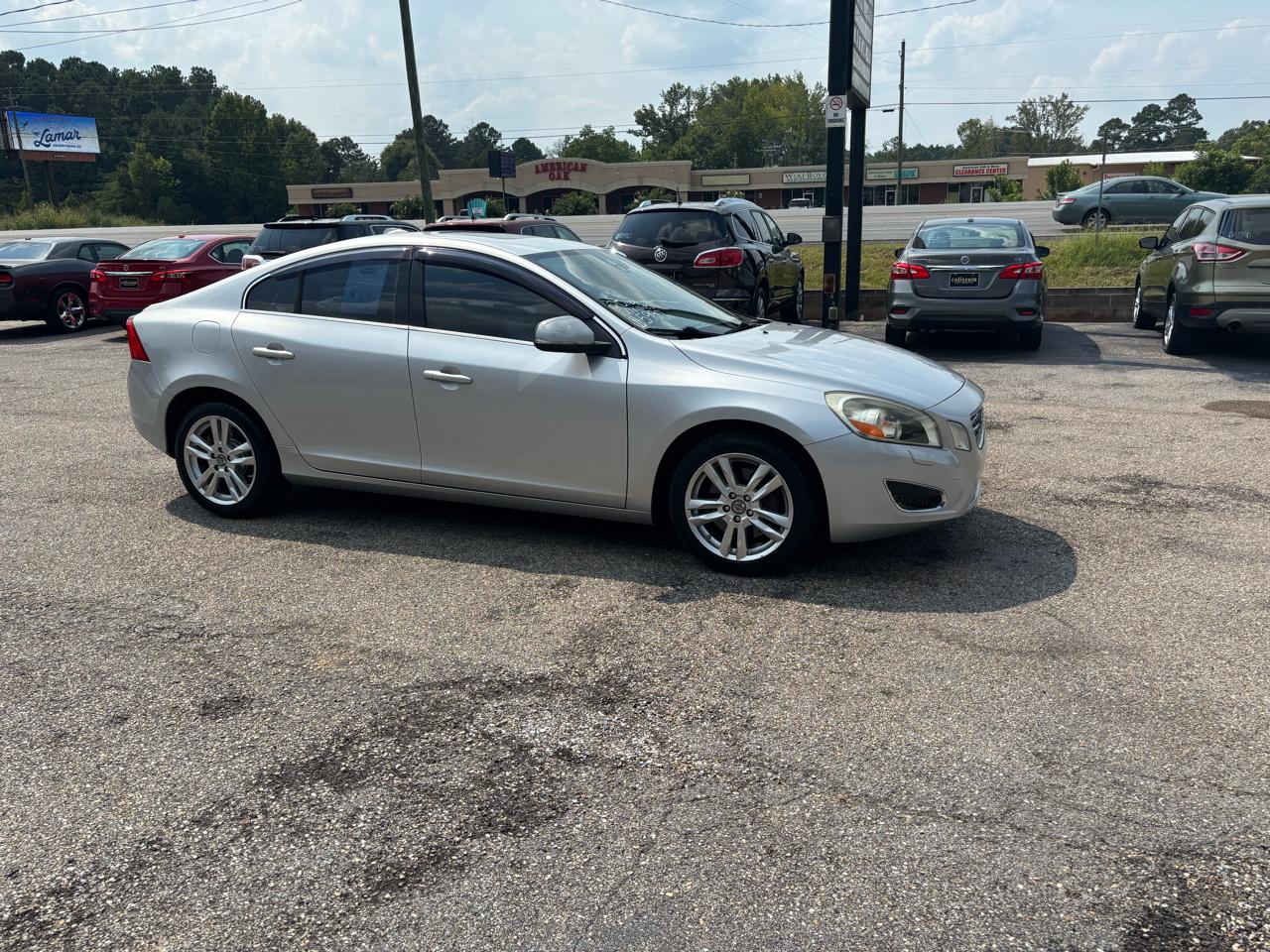 Volvo S60 FWD 4dr Sdn T5 2012