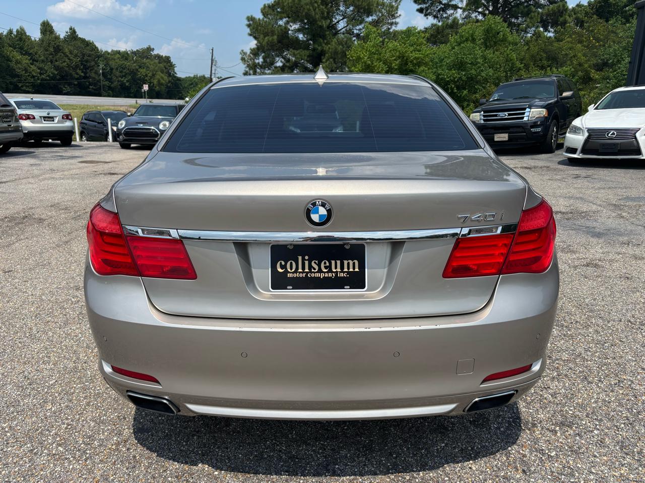 BMW 7 Series 4dr Sdn 740i RWD 2012