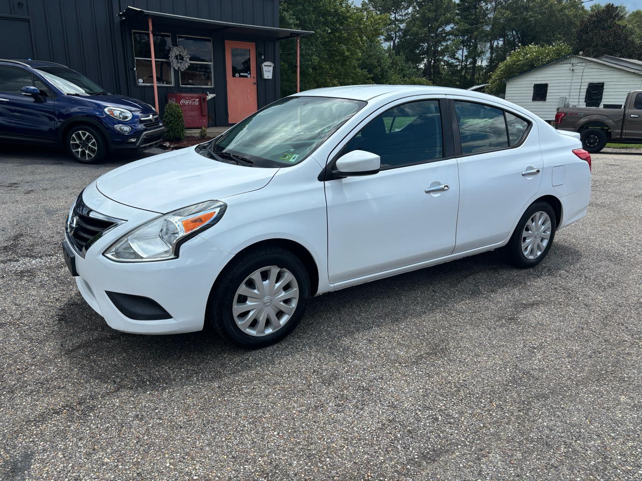 Nissan Versa Sedan SV CVT 2019
