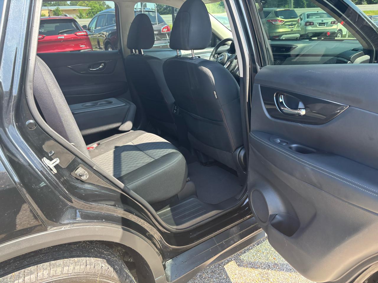 Nissan Rogue FWD SV 2018