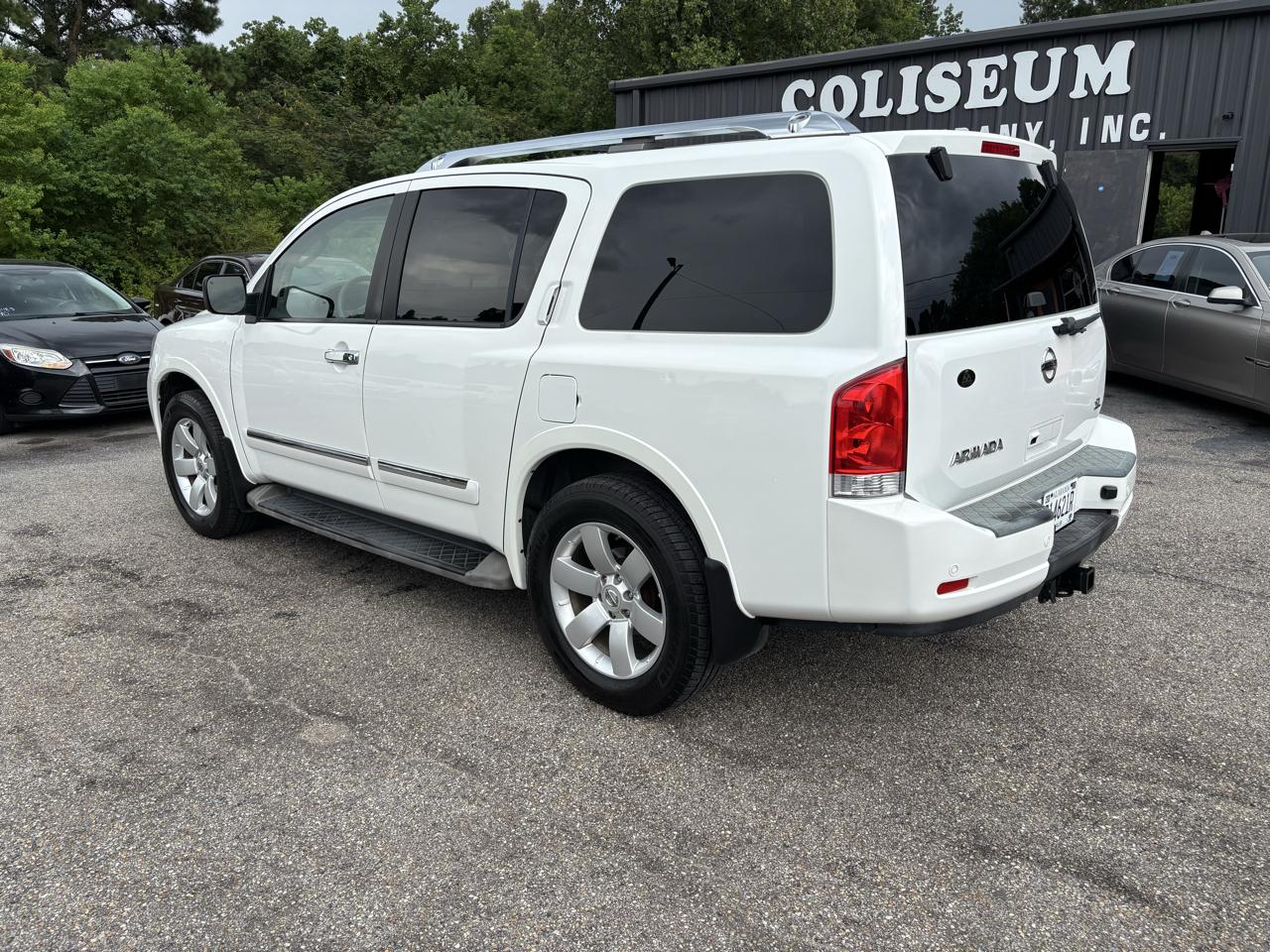 Nissan Armada 4WD 4dr SL 2012
