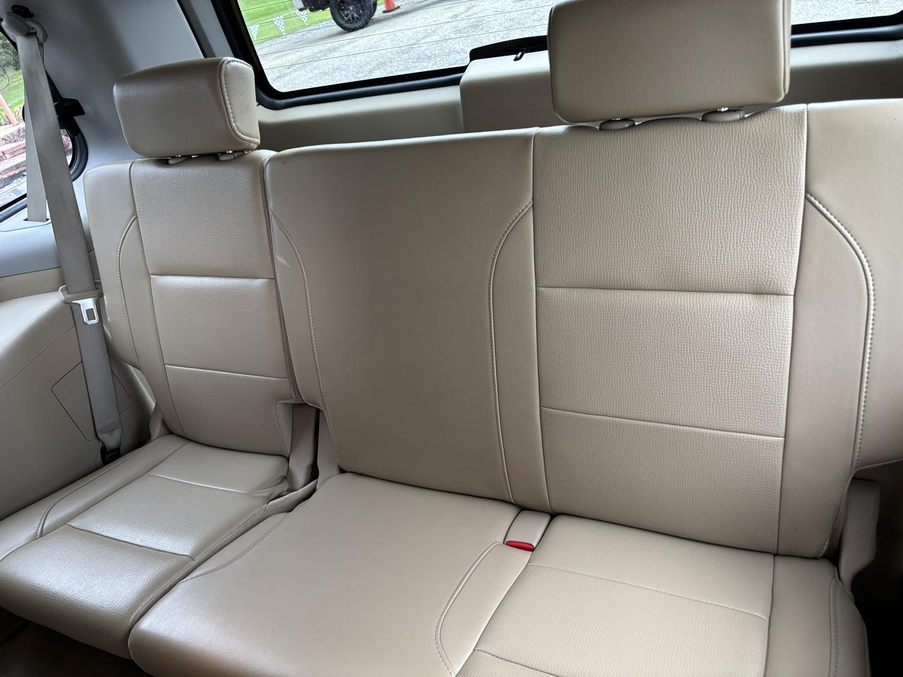 Nissan Armada 4WD 4dr SL 2012