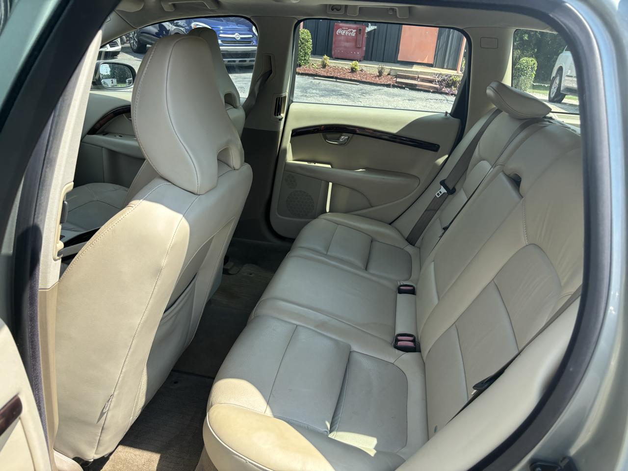 Volvo V70 4dr Wgn 2008