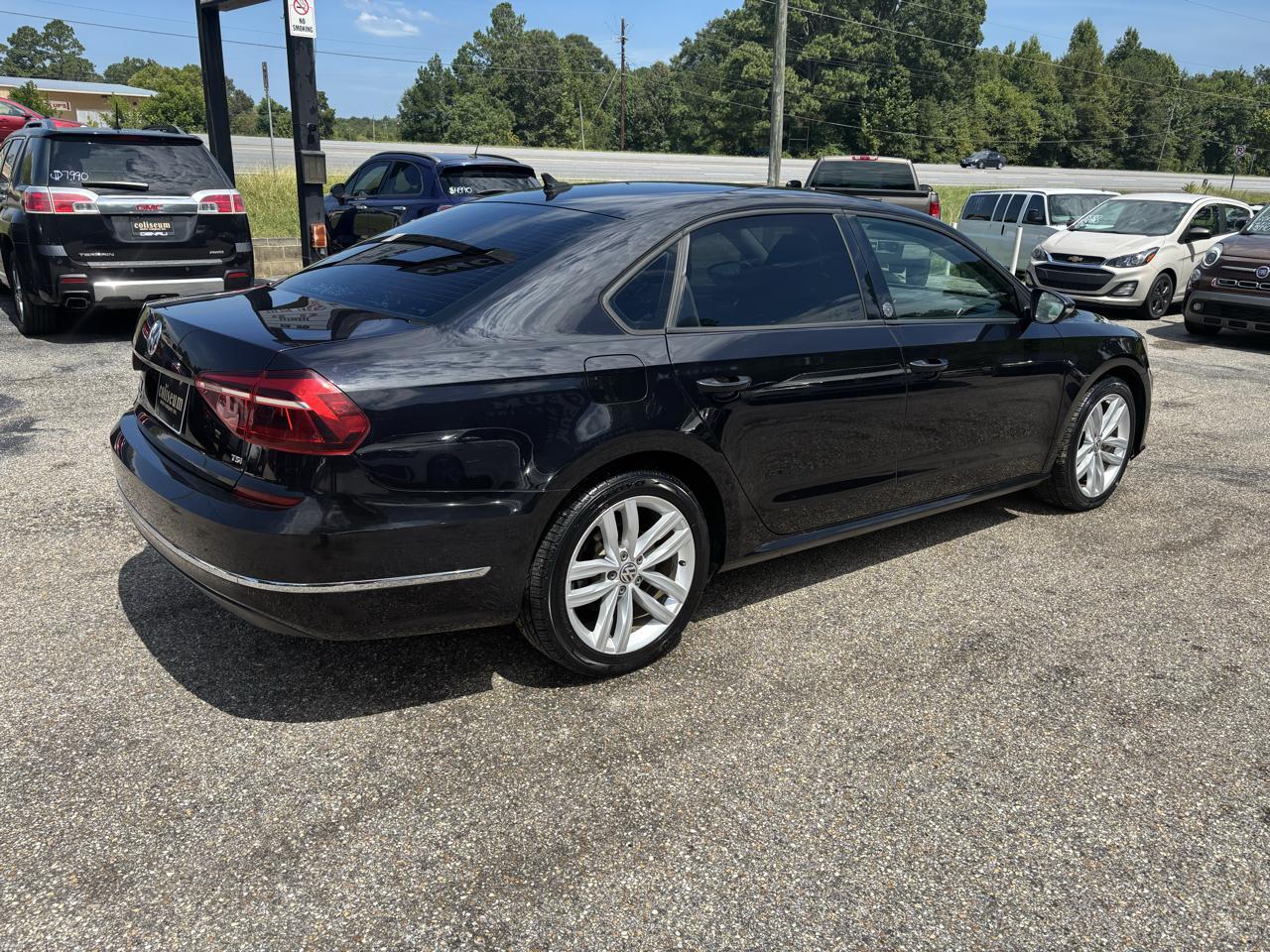 Volkswagen Passat 2.0T Wolfsburg Edition Auto 2019