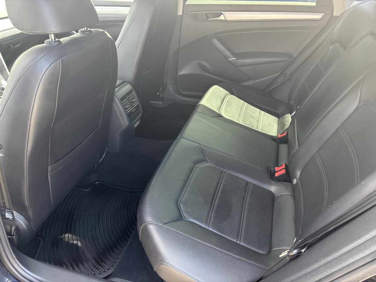 Volkswagen Passat 2.0T Wolfsburg Edition Auto 2019