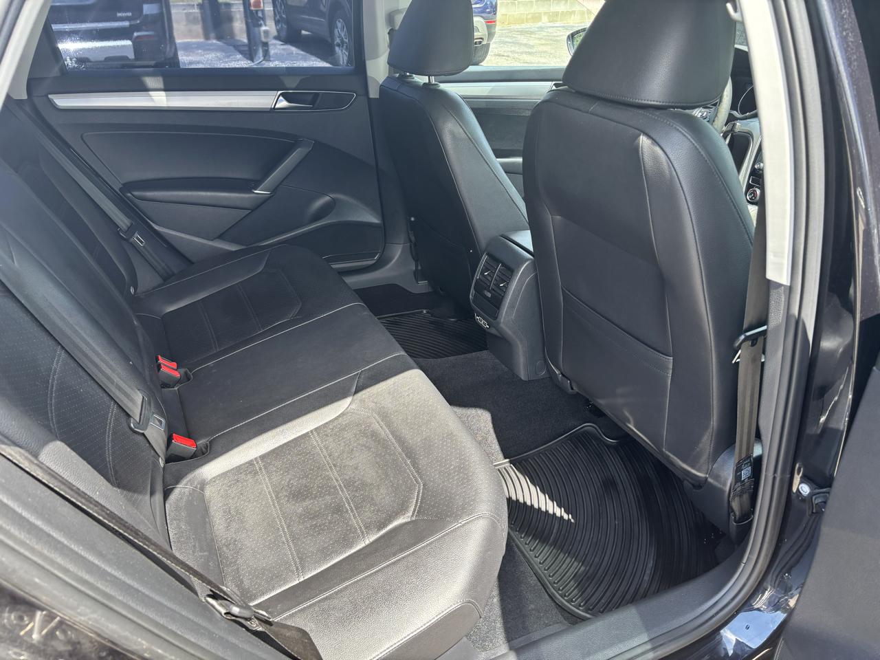 Volkswagen Passat 2.0T Wolfsburg Edition Auto 2019