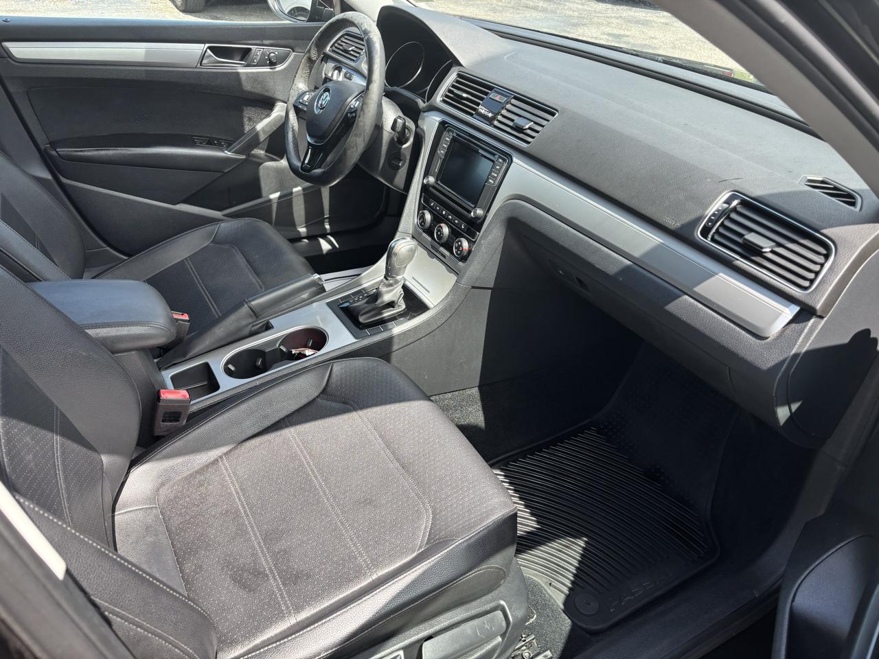 Volkswagen Passat 2.0T Wolfsburg Edition Auto 2019