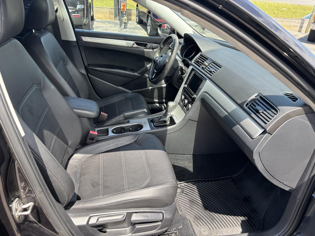 Volkswagen Passat 2.0T Wolfsburg Edition Auto 2019