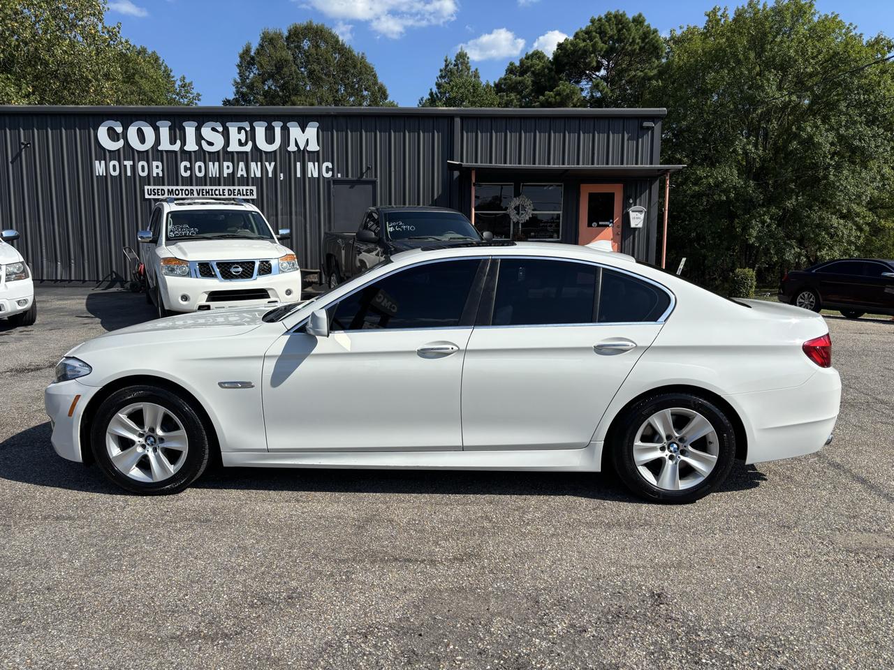 BMW 5 Series 4dr Sdn 528i RWD 2012