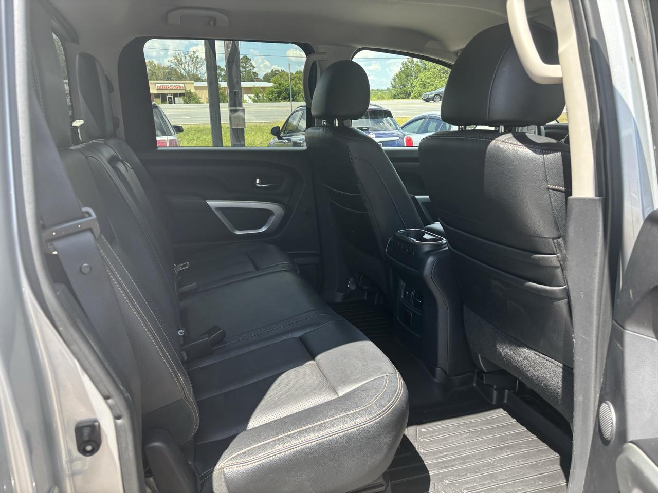 Nissan Titan 4x4 Crew Cab SL 2017