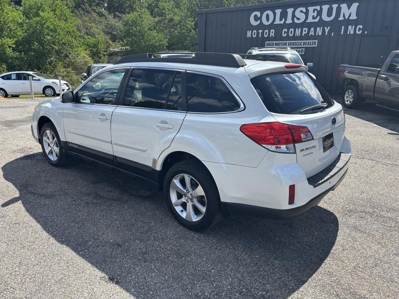 Subaru Outback 4dr Wgn H4 Auto 2.5i Limited 2014