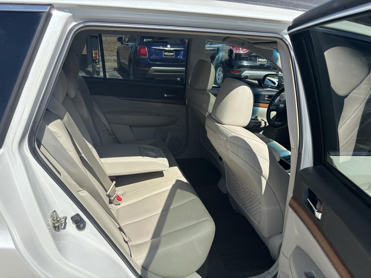 Subaru Outback 4dr Wgn H4 Auto 2.5i Limited 2014