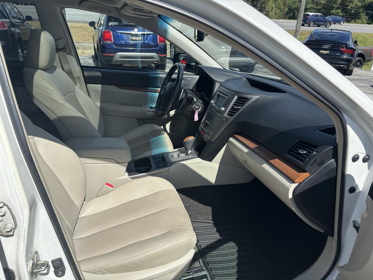 Subaru Outback 4dr Wgn H4 Auto 2.5i Limited 2014