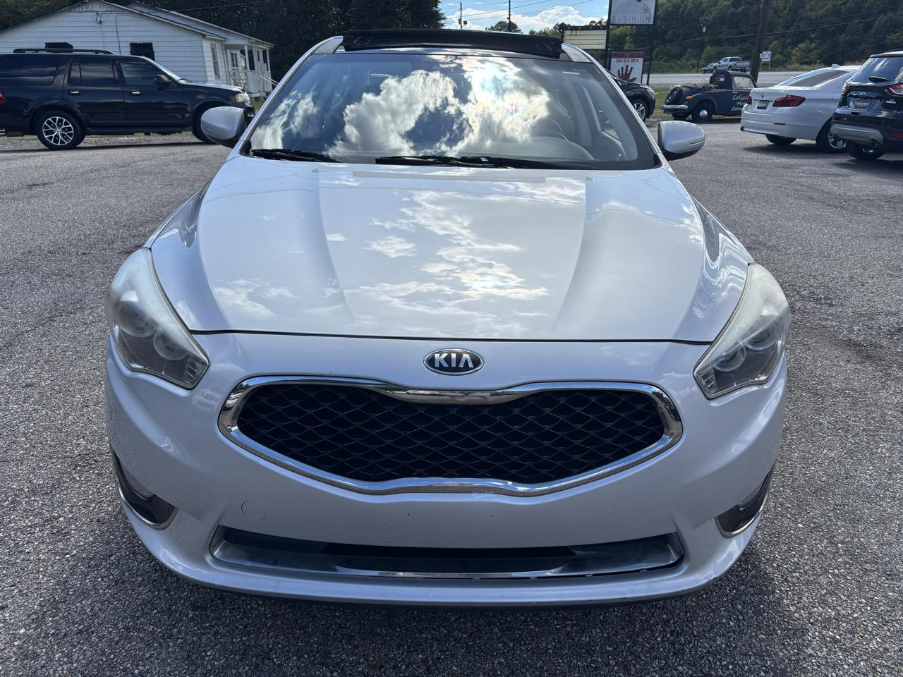 Kia Cadenza 4dr Sdn Premium 2016