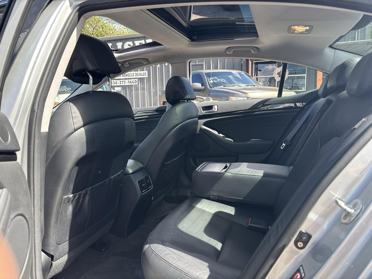 Kia Cadenza 4dr Sdn Premium 2016