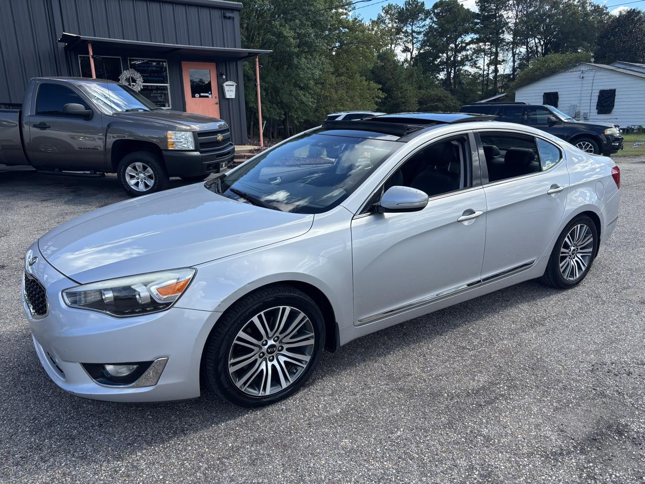 Kia Cadenza 4dr Sdn Premium 2016