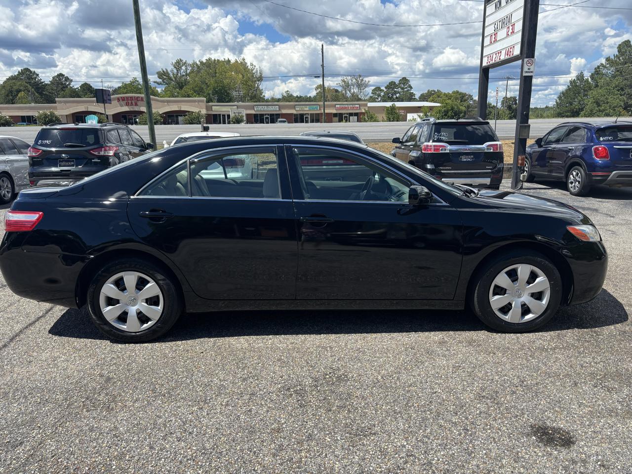 Toyota Camry 4dr Sdn I4 Man (Natl) 2009