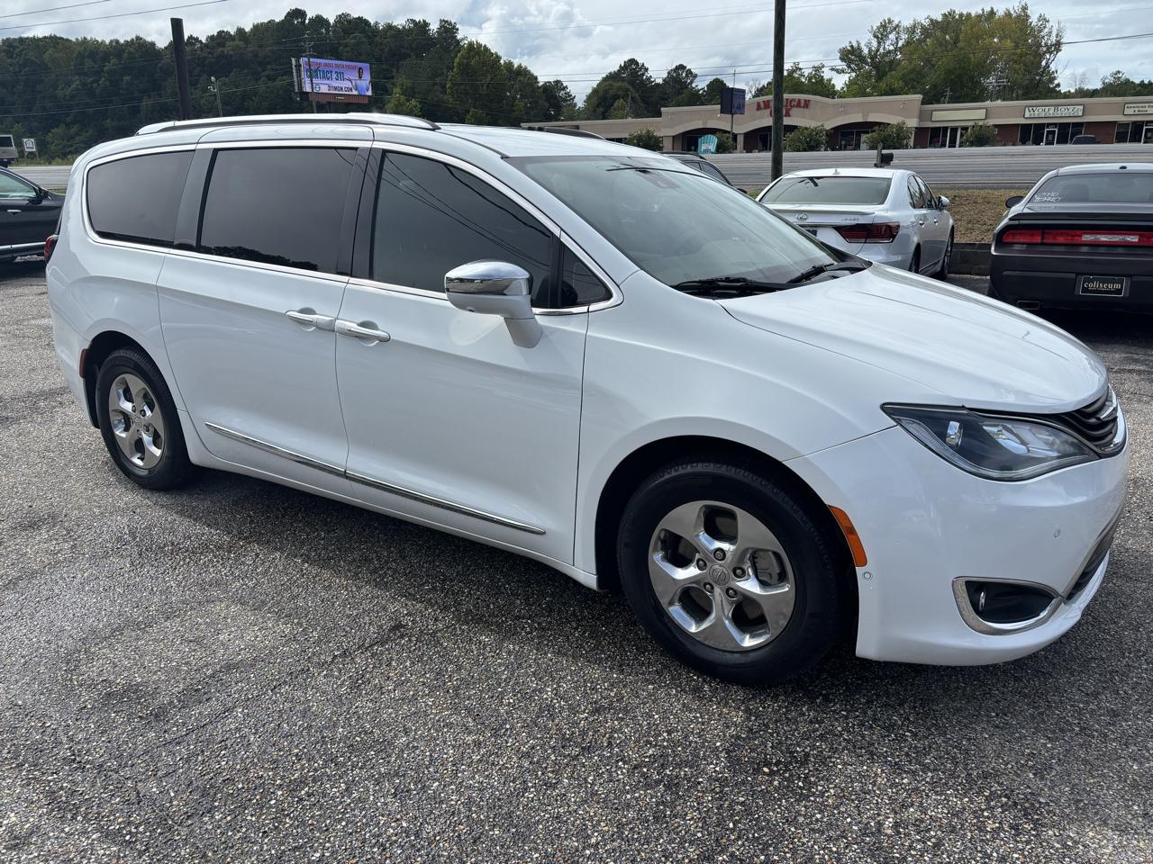 Chrysler Pacifica Hybrid Limited FWD 2018
