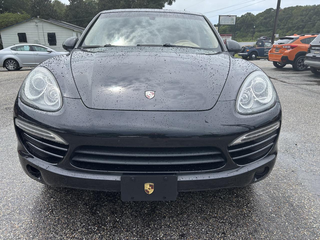 Porsche Cayenne  2012