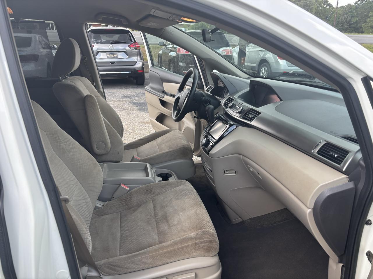 Honda Odyssey 5dr SE 2016