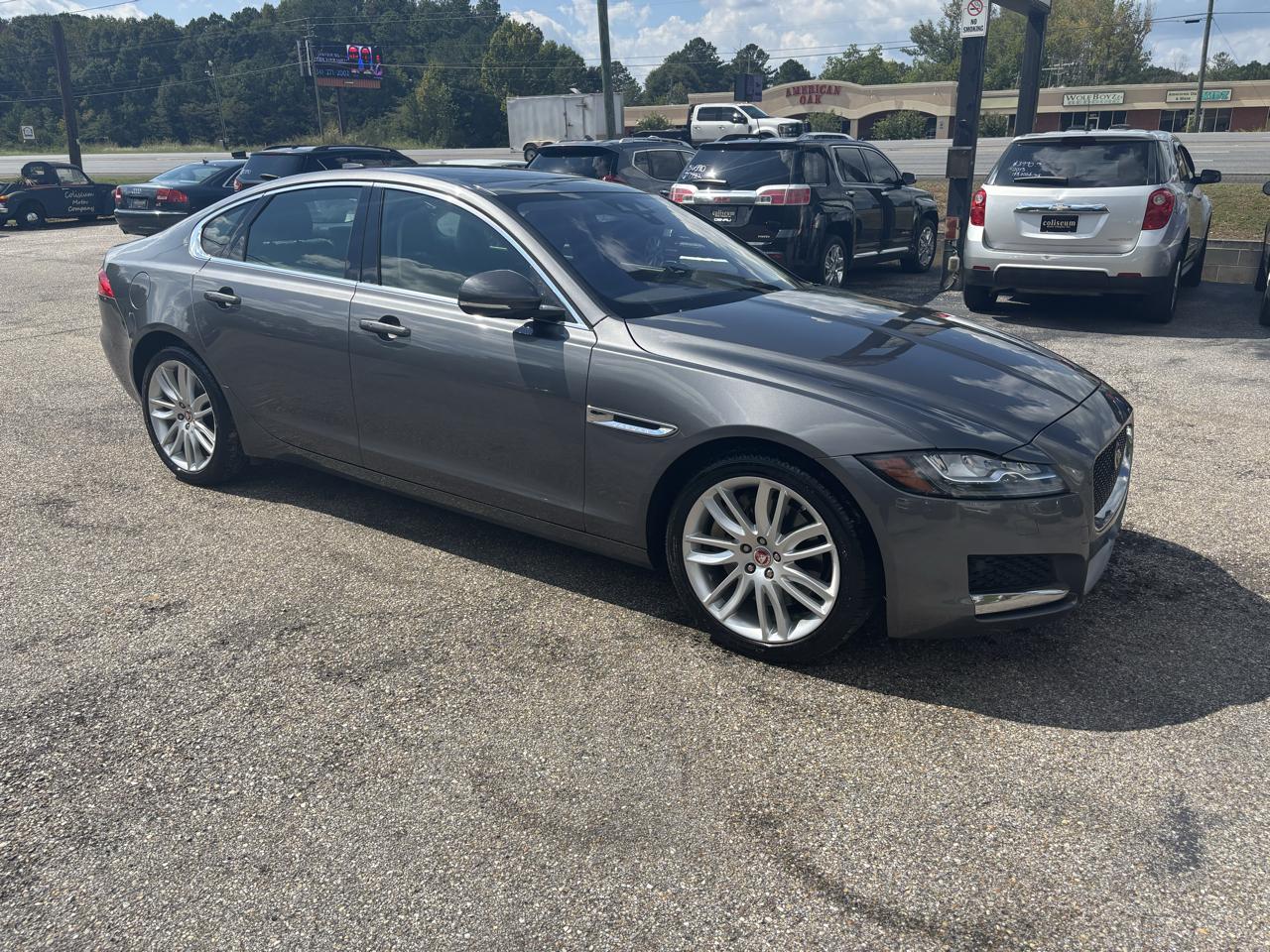 Jaguar XF Sedan 30t Prestige RWD 2018