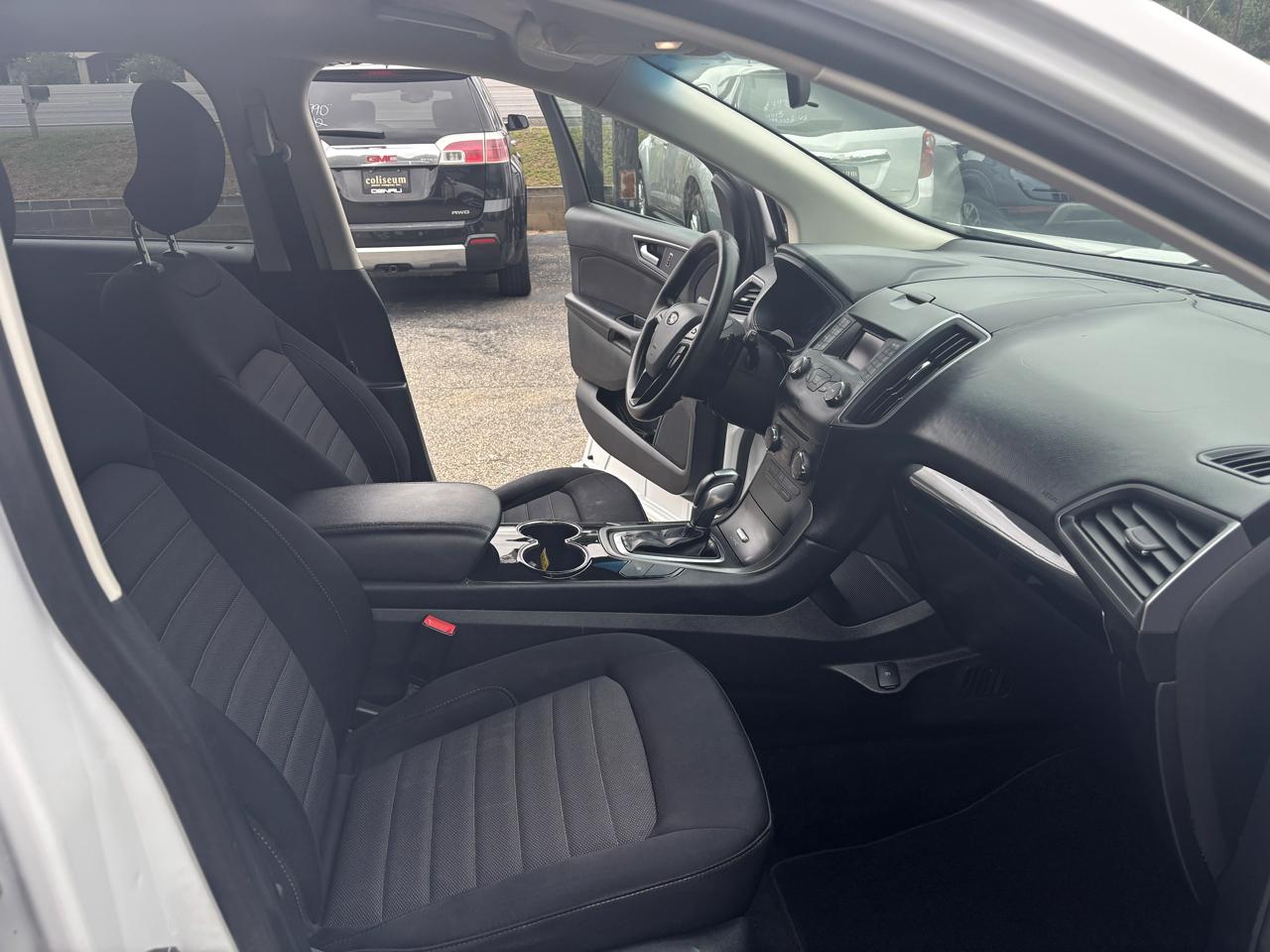 Ford Edge SE FWD 2017