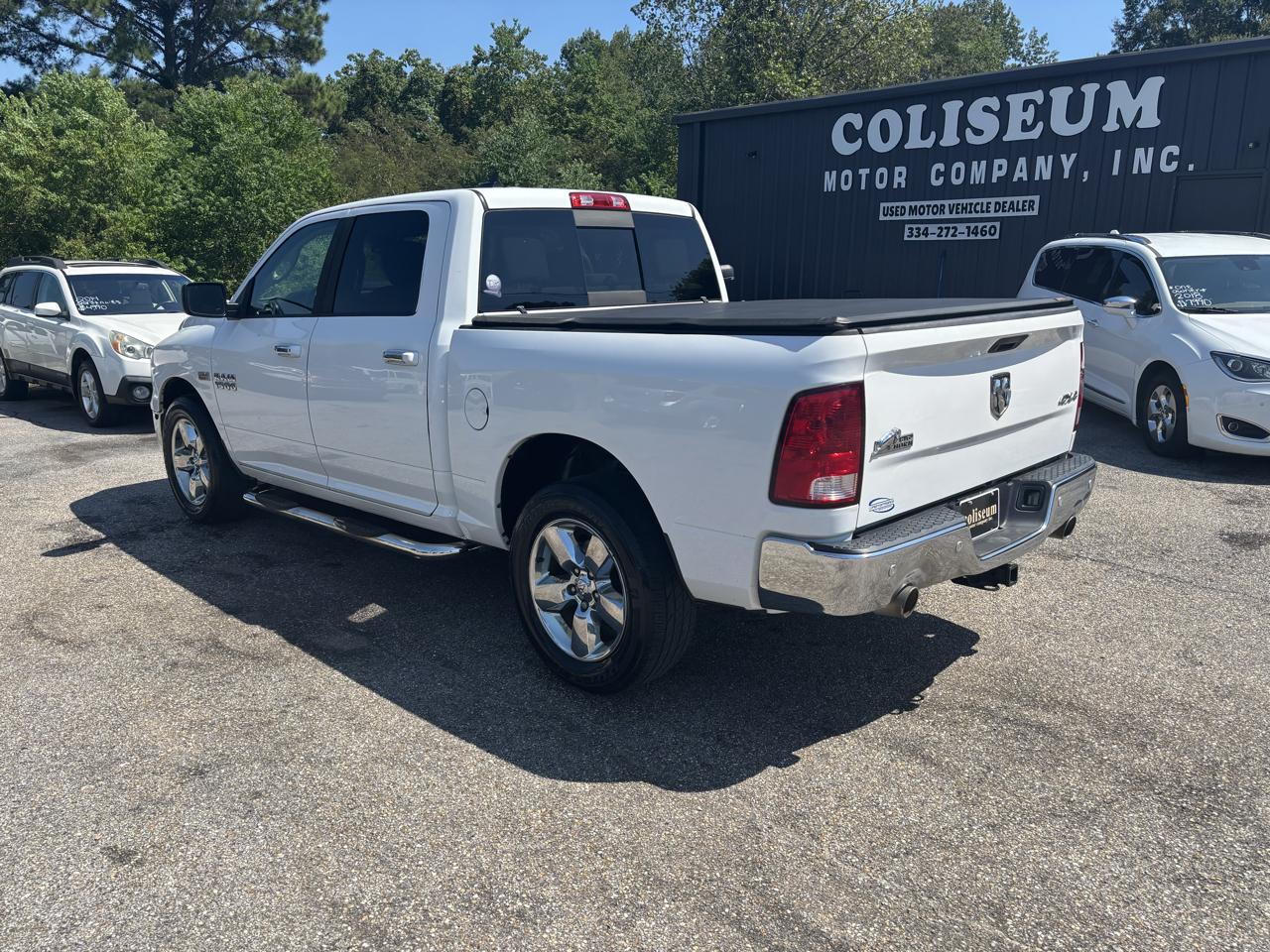 RAM 1500 4WD Crew Cab 140.5" Big Horn 2015