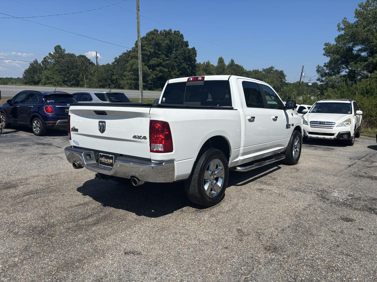 RAM 1500 4WD Crew Cab 140.5" Big Horn 2015