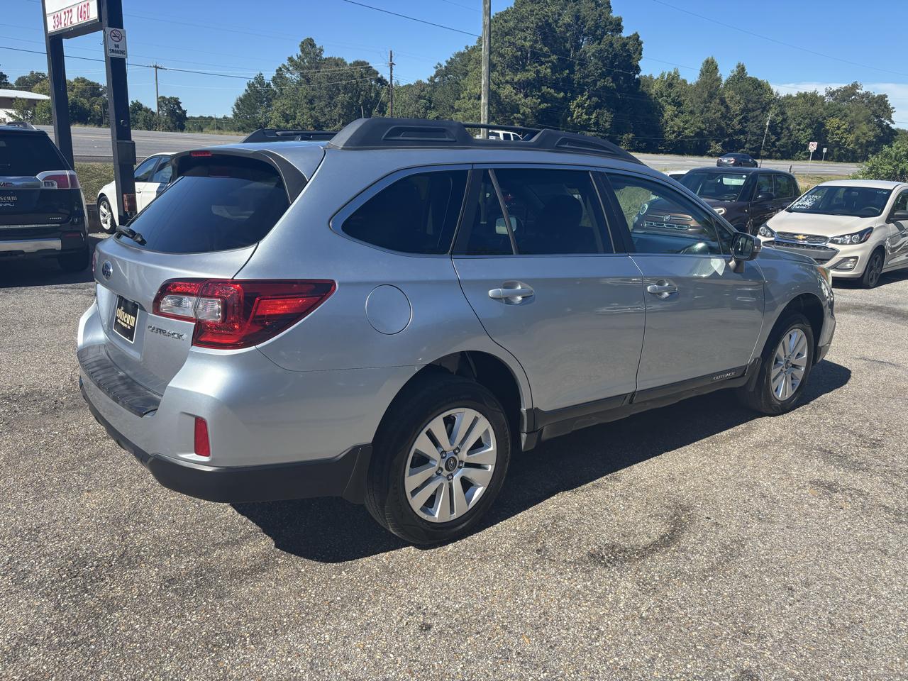 Subaru Outback 4dr Wgn 2.5i Premium 2015