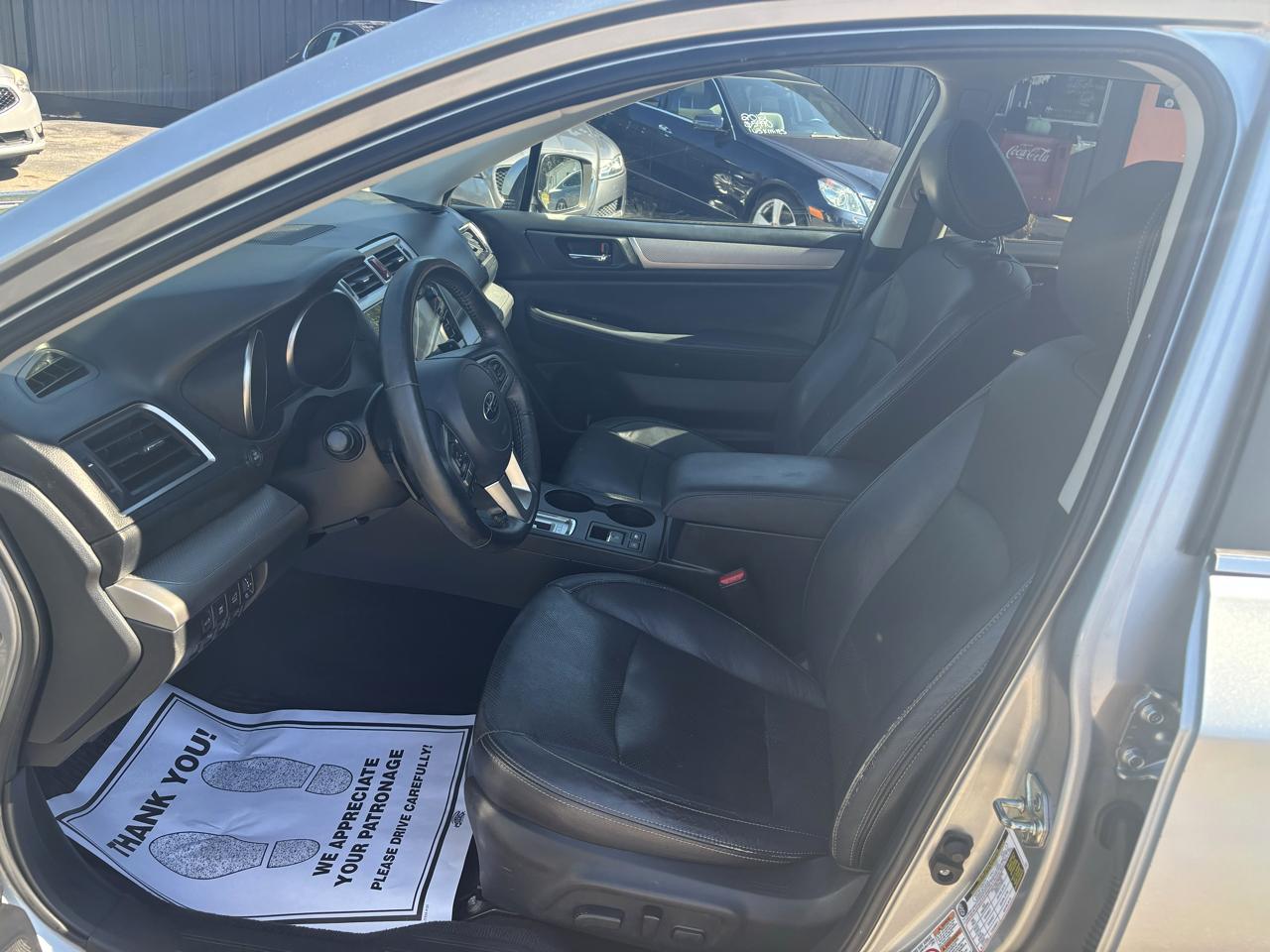 Subaru Outback 4dr Wgn 2.5i Premium 2015