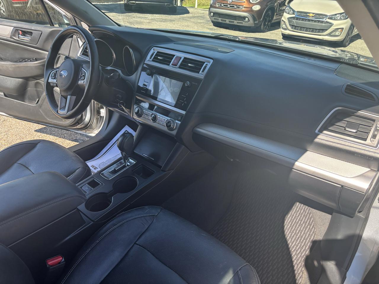 Subaru Outback 4dr Wgn 2.5i Premium 2015