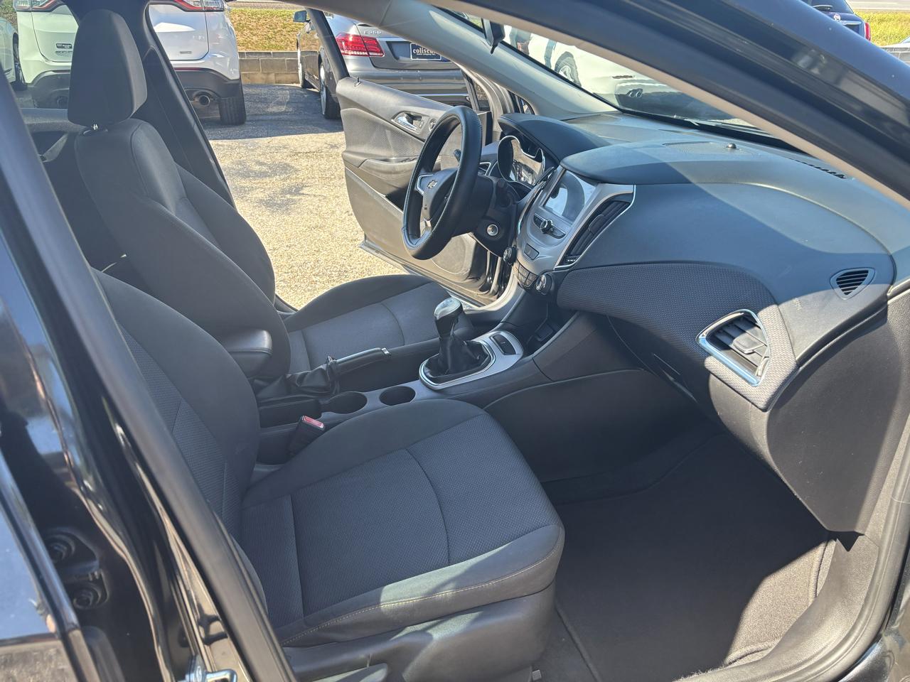 Chevrolet Cruze 4dr Sdn 1.4L LS w/1SA 2018