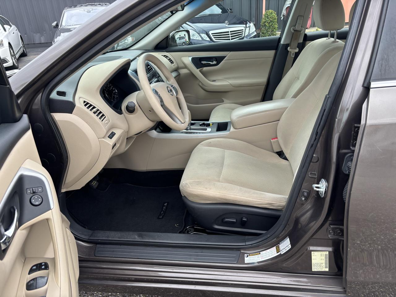 Nissan Altima 4dr Sdn I4 2.5 S 2015
