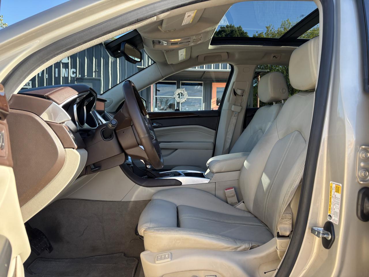 Cadillac SRX FWD 4dr Performance Collection 2012