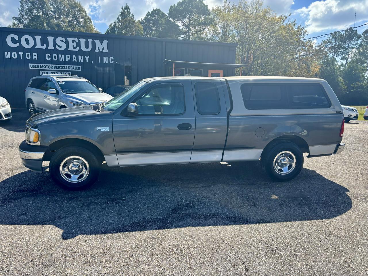Ford F-150 Supercab 139" XLT 2002