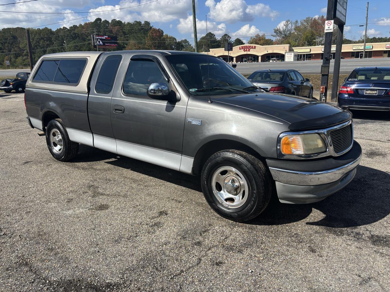 Ford F-150 Supercab 139" XLT 2002