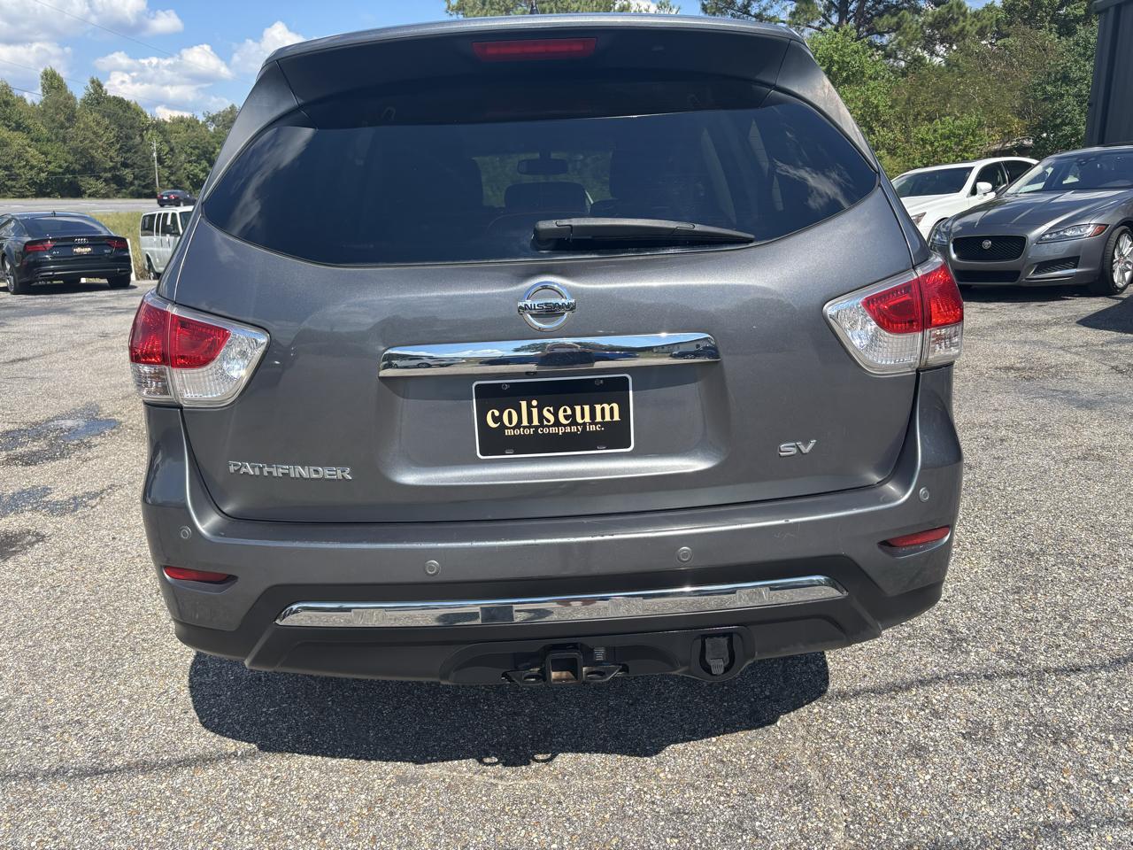 Nissan Pathfinder 2WD 4dr SV 2015