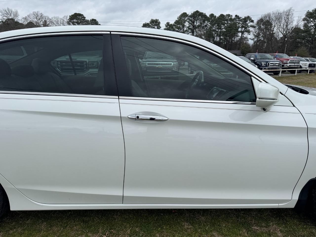 Honda Accord Sedan 4dr I4 CVT EX-L w/Navi & Honda Sensing 2016